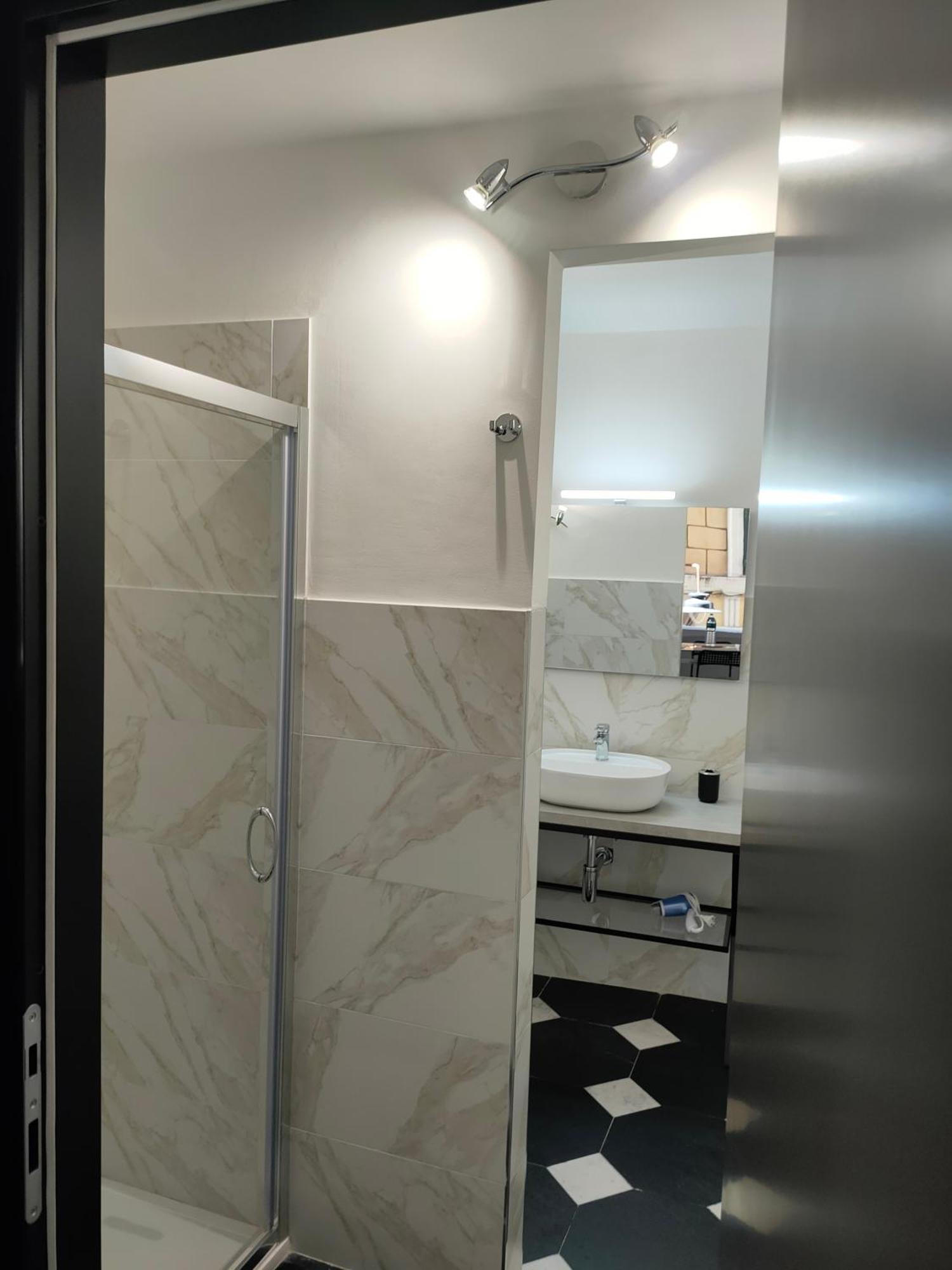 Rooms Ponte Calvi Генуя Экстерьер фото